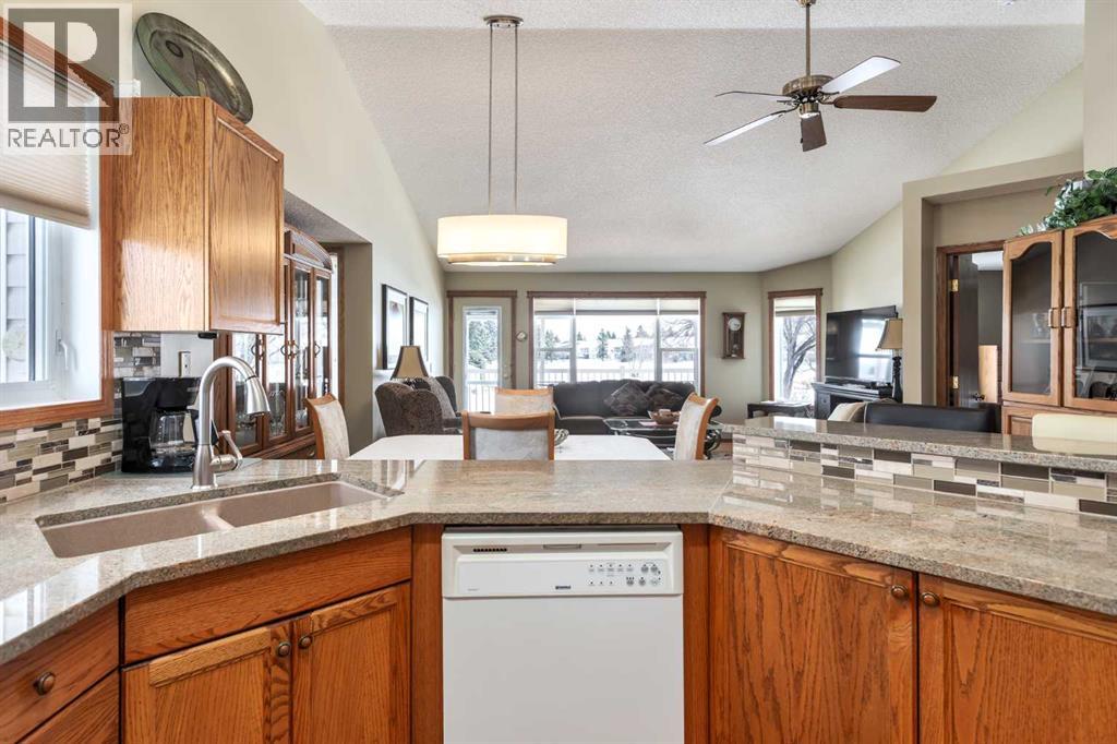 912 Riverside Drive NW, High River, Alberta  T1V 1S3 - Photo 6 - A2292358