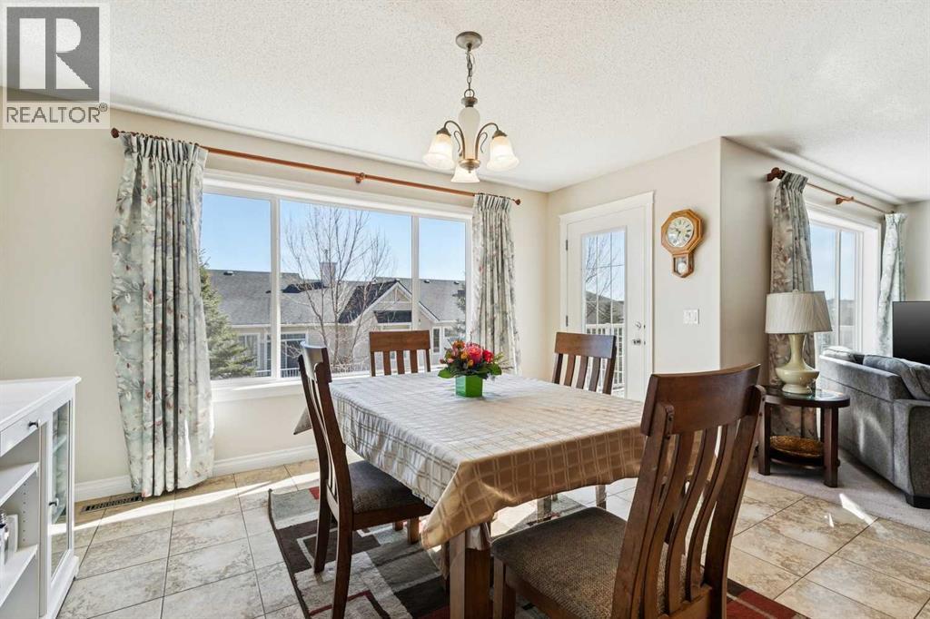 63 Westmount Circle, Okotoks, Alberta  T1S 0B7 - Photo 17 - A2302126