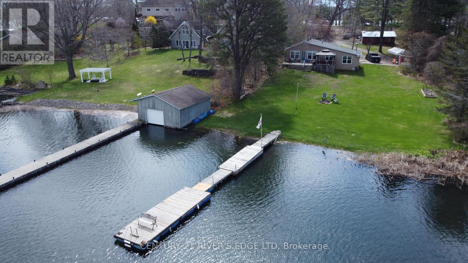 70 Kerry Point Road, Leeds And The Thousand Islands, Ontario  K0E 1R0 - Photo 3 - X12764204