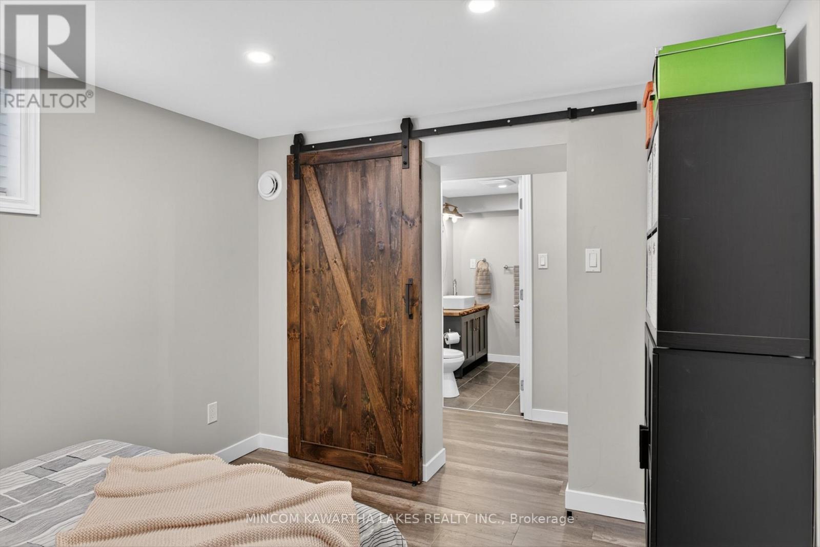 727 Bellaire Street, Peterborough, Ontario  K9J 3Y7 - Photo 35 - X13063928