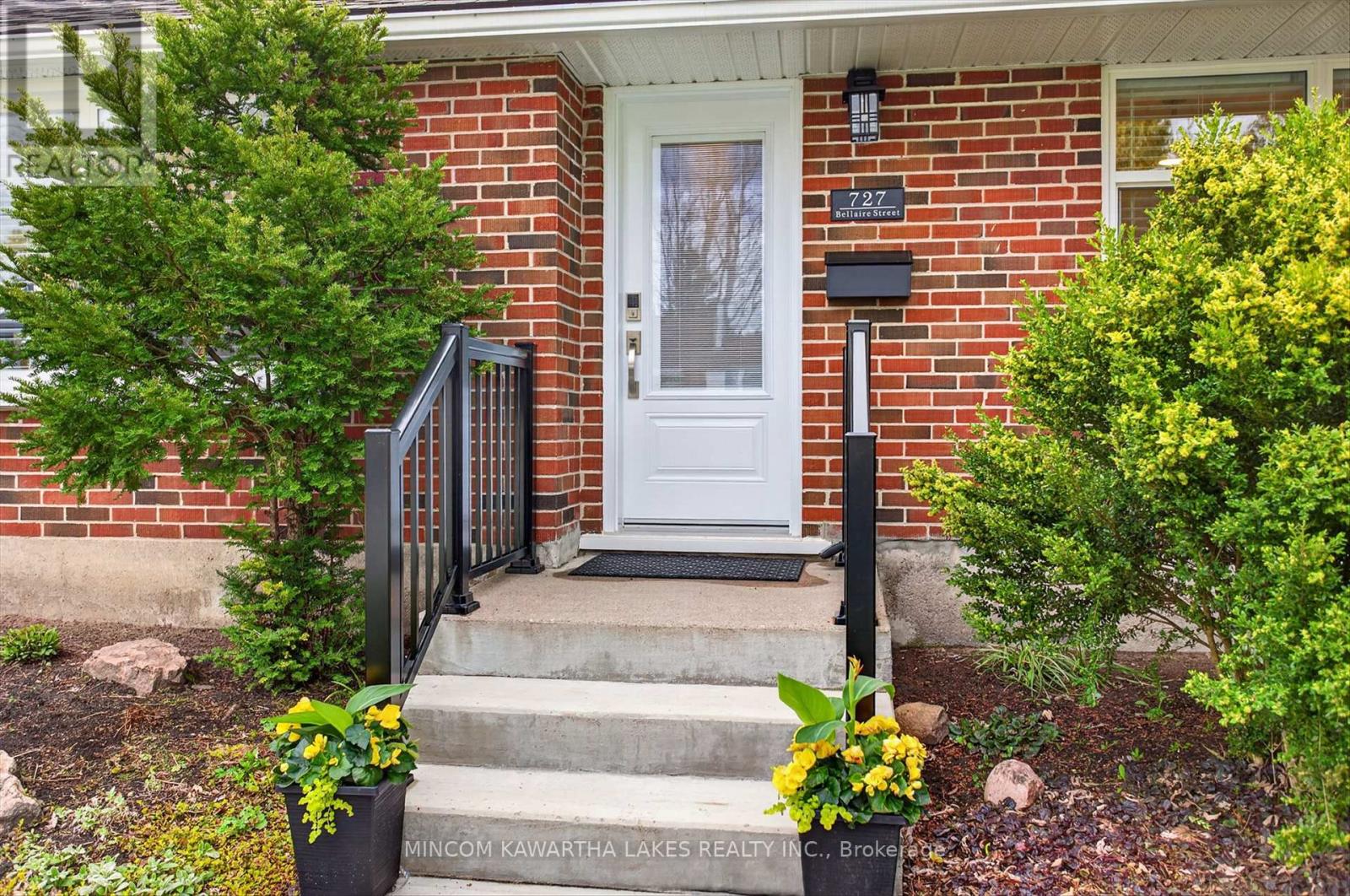 727 Bellaire Street, Peterborough, Ontario  K9J 3Y7 - Photo 4 - X13063928