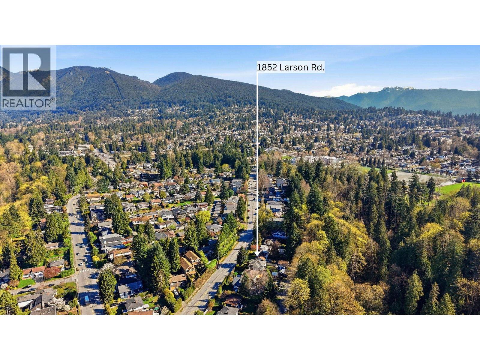 1852 LARSON ROAD, North Vancouver, British Columbia