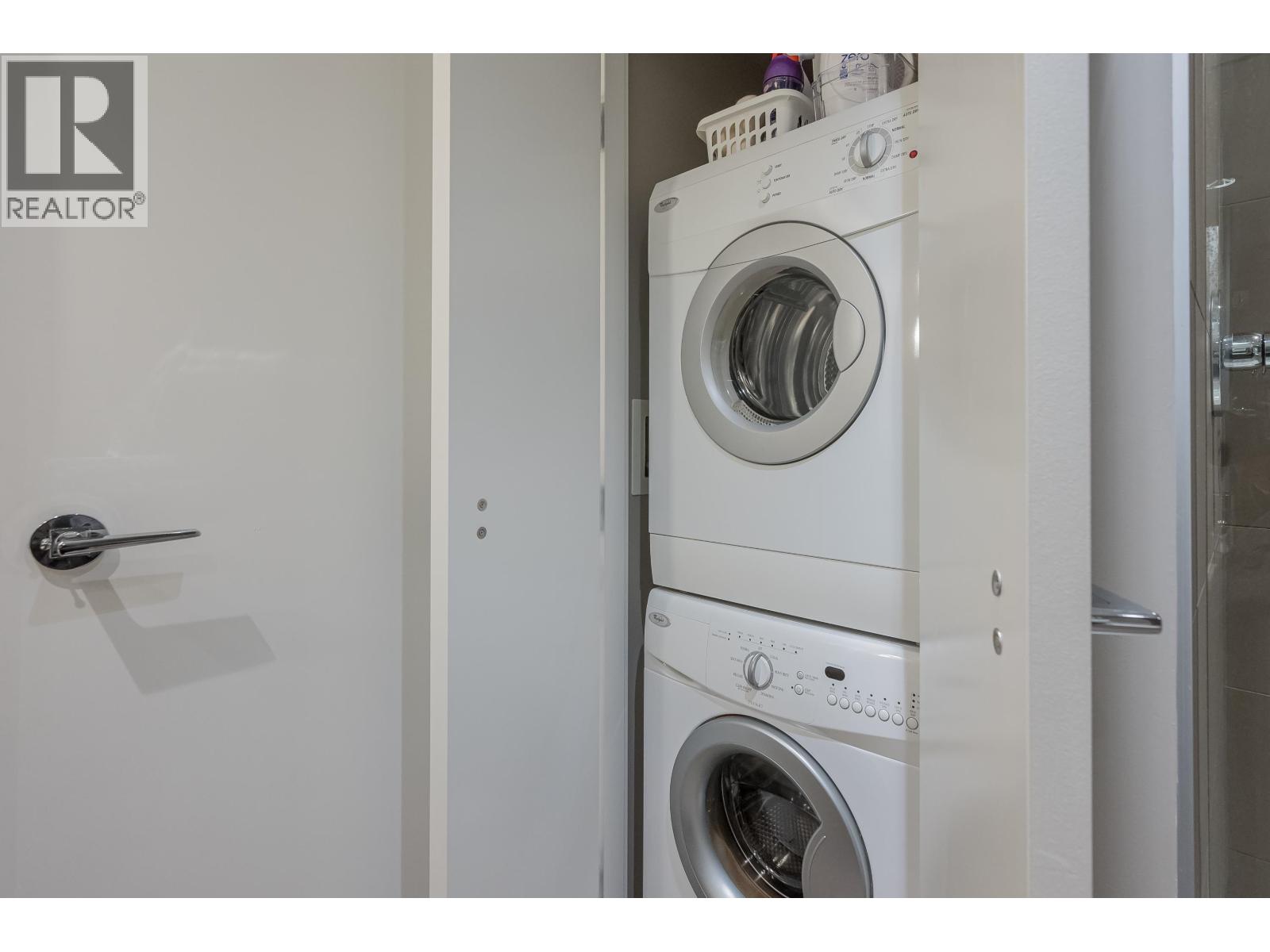 319 135 E 17th Street, North Vancouver, British Columbia  V7L 0C4 - Photo 25 - R3109061