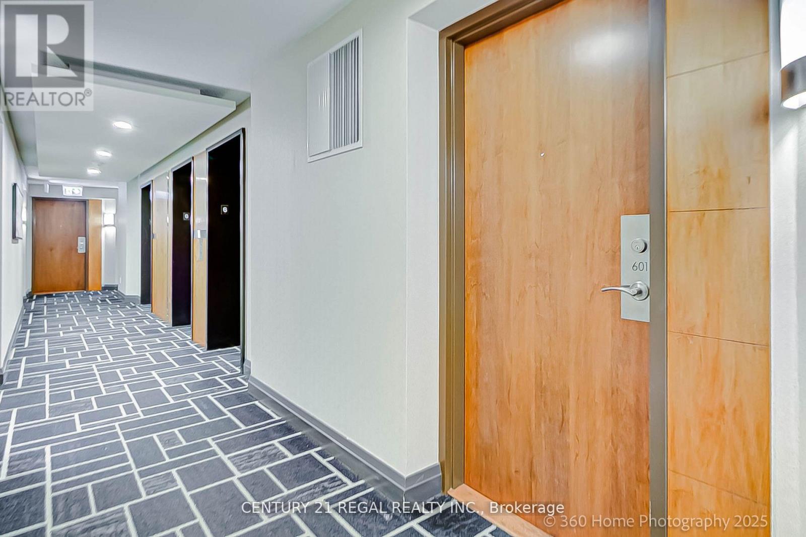 601 - 35 Bales Avenue, Toronto, Ontario  M2N 7L7 - Photo 11 - C13075664