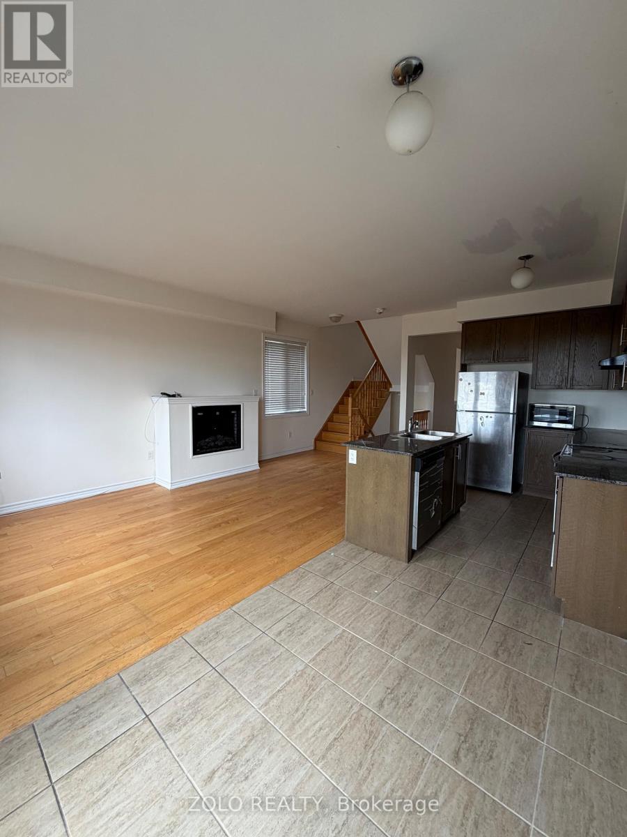 12 Agava Street, Brampton, Ontario  L7A 4S5 - Photo 5 - W12984766