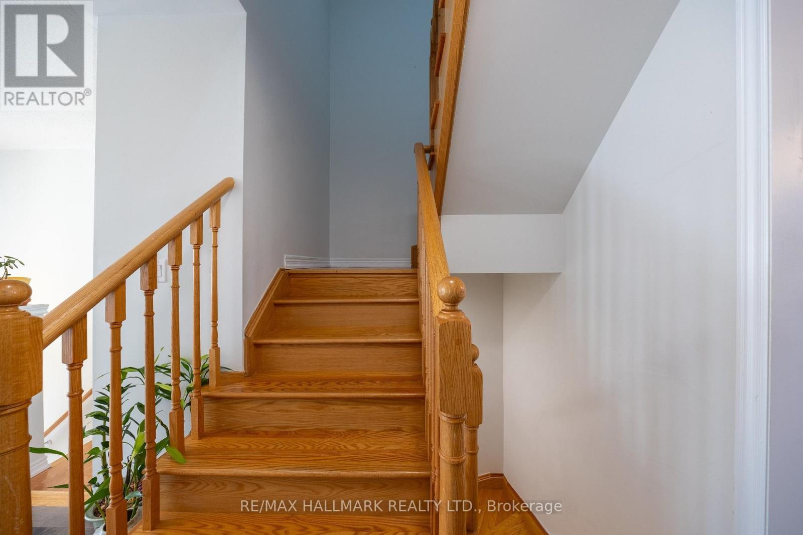 322 Delray Drive, Markham, Ontario  L6E 0R2 - Photo 10 - N13075706