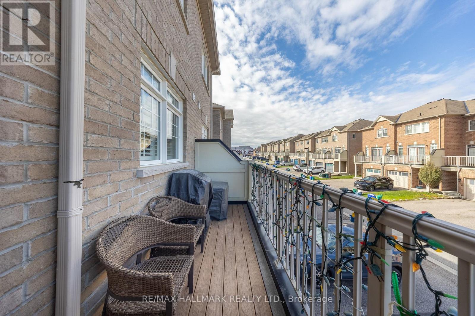 322 Delray Drive, Markham, Ontario  L6E 0R2 - Photo 8 - N13075706