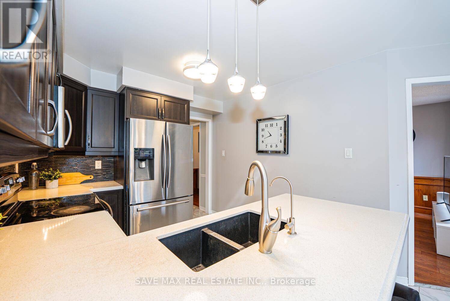30 Adirondack Crescent, Brampton, Ontario  L6R 1E5 - Photo 18 - W13075694