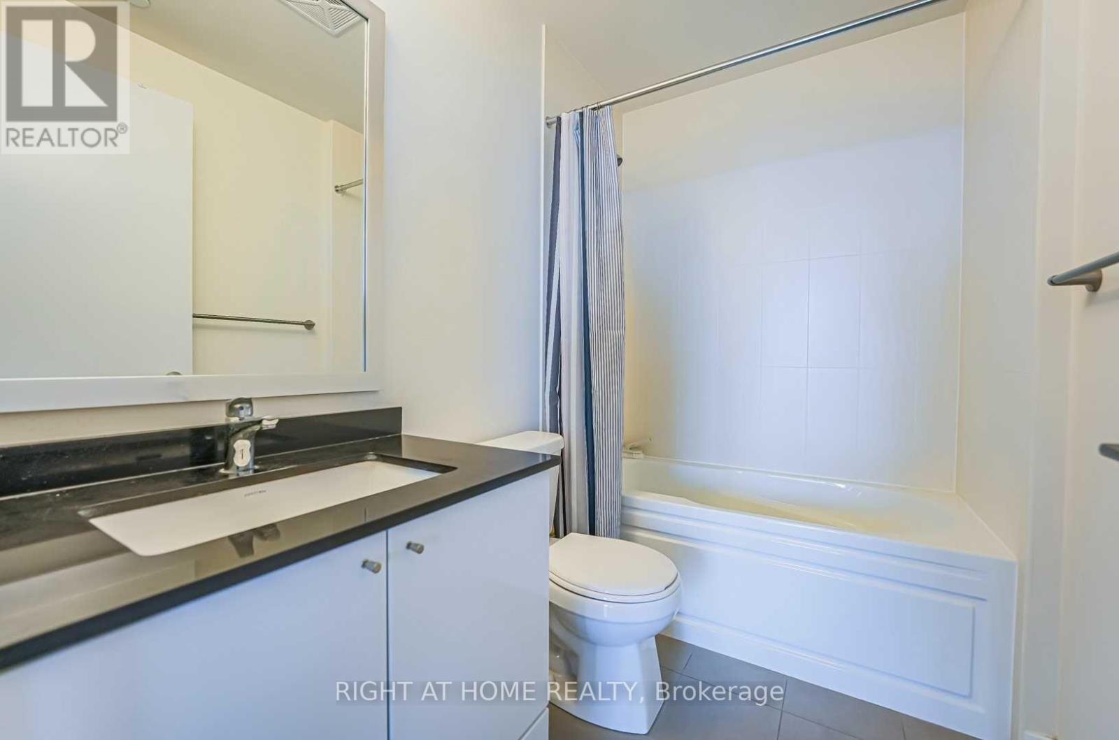 3702 - 3975 Grand Park Drive, Mississauga, Ontario  L5B 4M6 - Photo 11 - W13075702