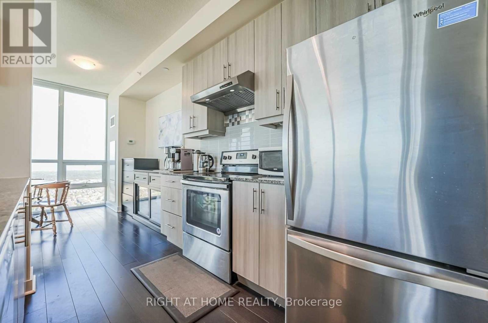 3702 - 3975 Grand Park Drive, Mississauga, Ontario  L5B 4M6 - Photo 5 - W13075702