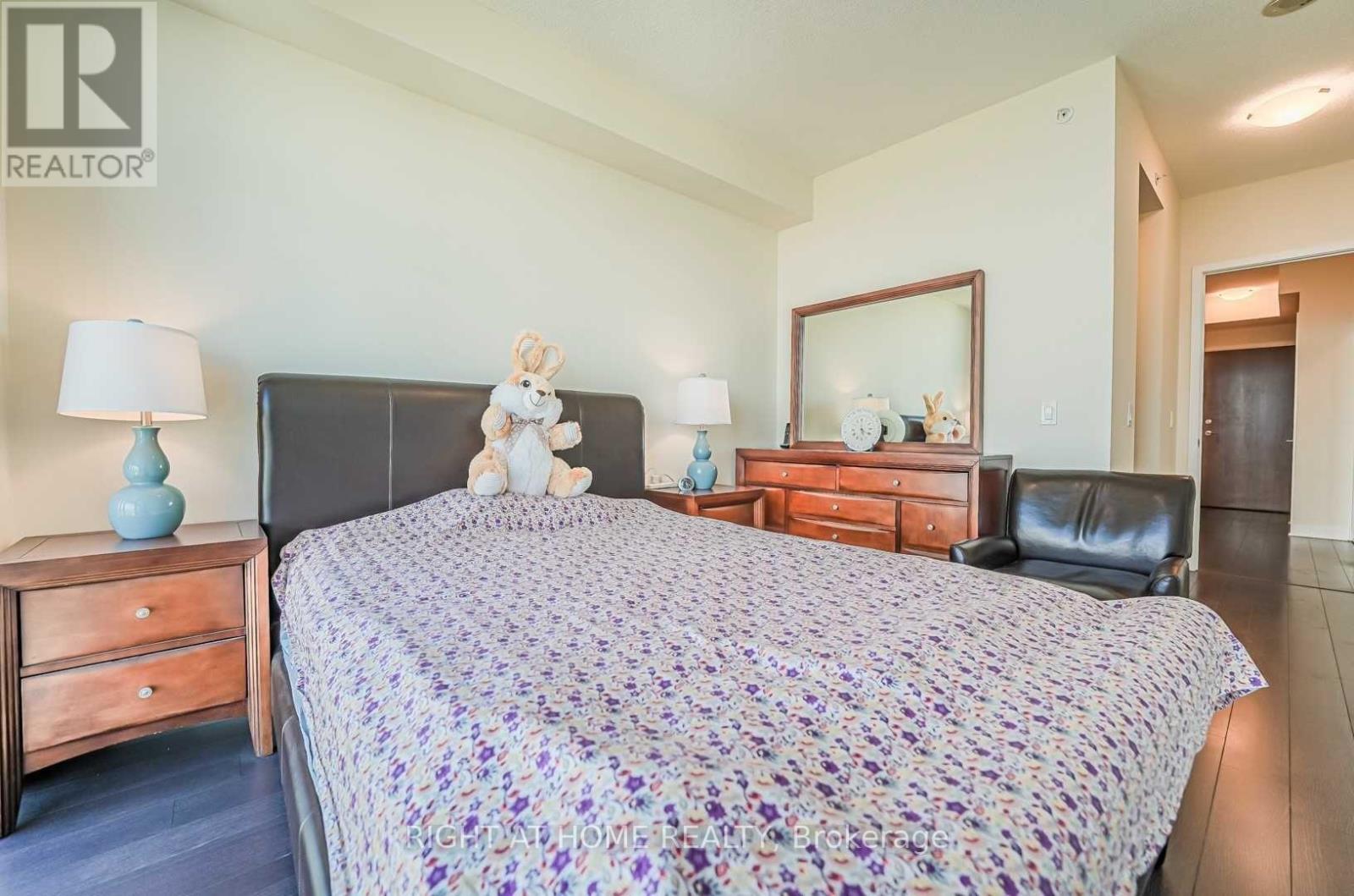3702 - 3975 Grand Park Drive, Mississauga, Ontario  L5B 4M6 - Photo 8 - W13075702
