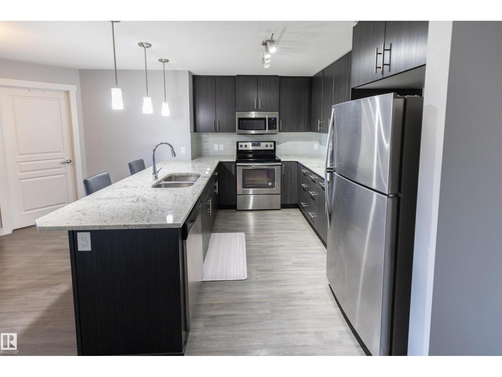 #107 3670 139 Av Nw, Edmonton, Alberta  T5Y 3N5 - Photo 4 - E4485504