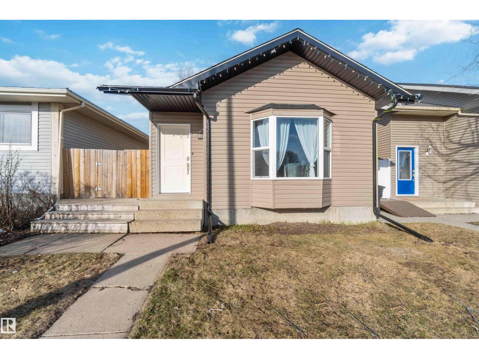 4132 51 ST, gibbons, Alberta