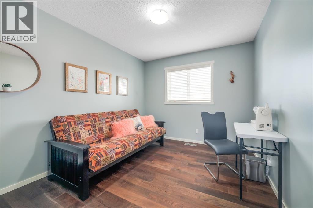 12 Sunrise View, Cochrane, Alberta  T4C 0W3 - Photo 29 - A2295379