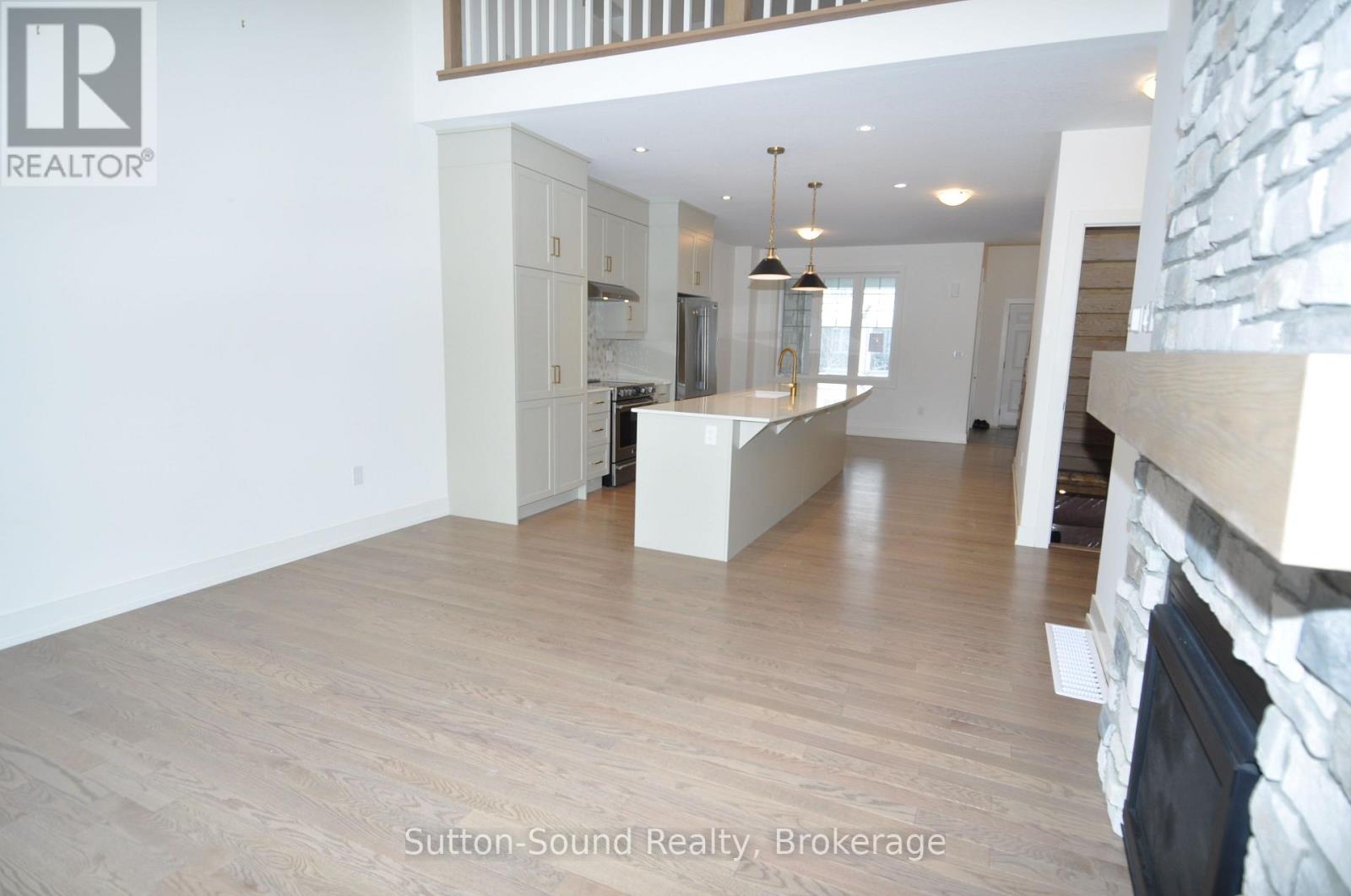 306 Sandpiper Lane, Georgian Bluffs, Ontario  N0H 1S0 - Photo 19 - X12629892