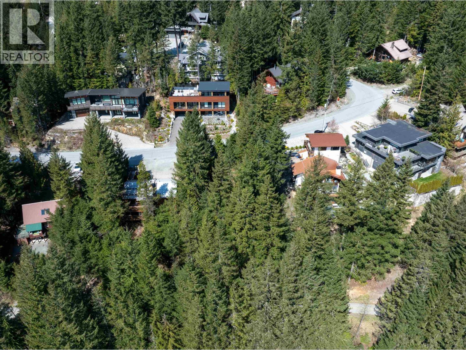 8214 Mountain View Drive, Whistler, British Columbia  V8E 0G3 - Photo 9 - R3118691