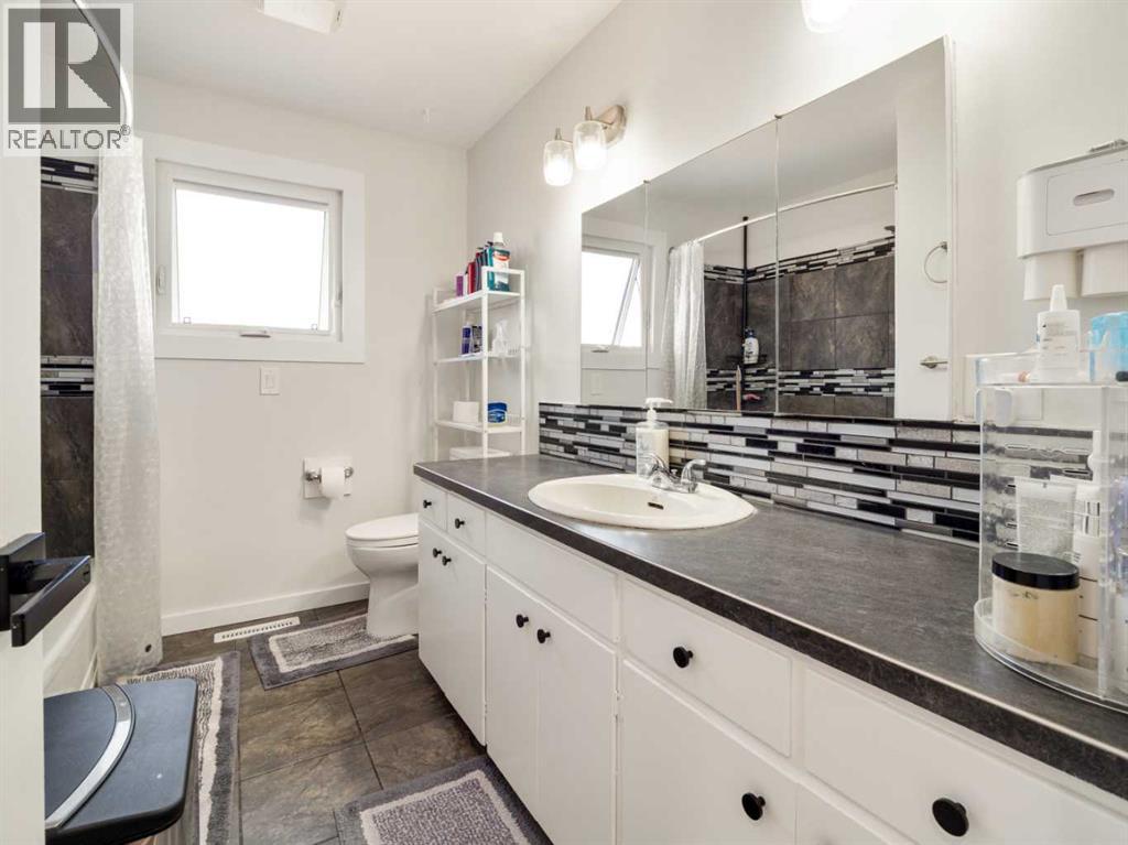 1414 Henderson Lake Boulevard S, Lethbridge, Alberta  T1K 3B8 - Photo 18 - A2303249