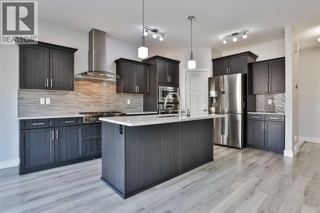 522 Moonlight Lane W, Lethbridge, Alberta  T1J 5K1 - Photo 3 - A2307472