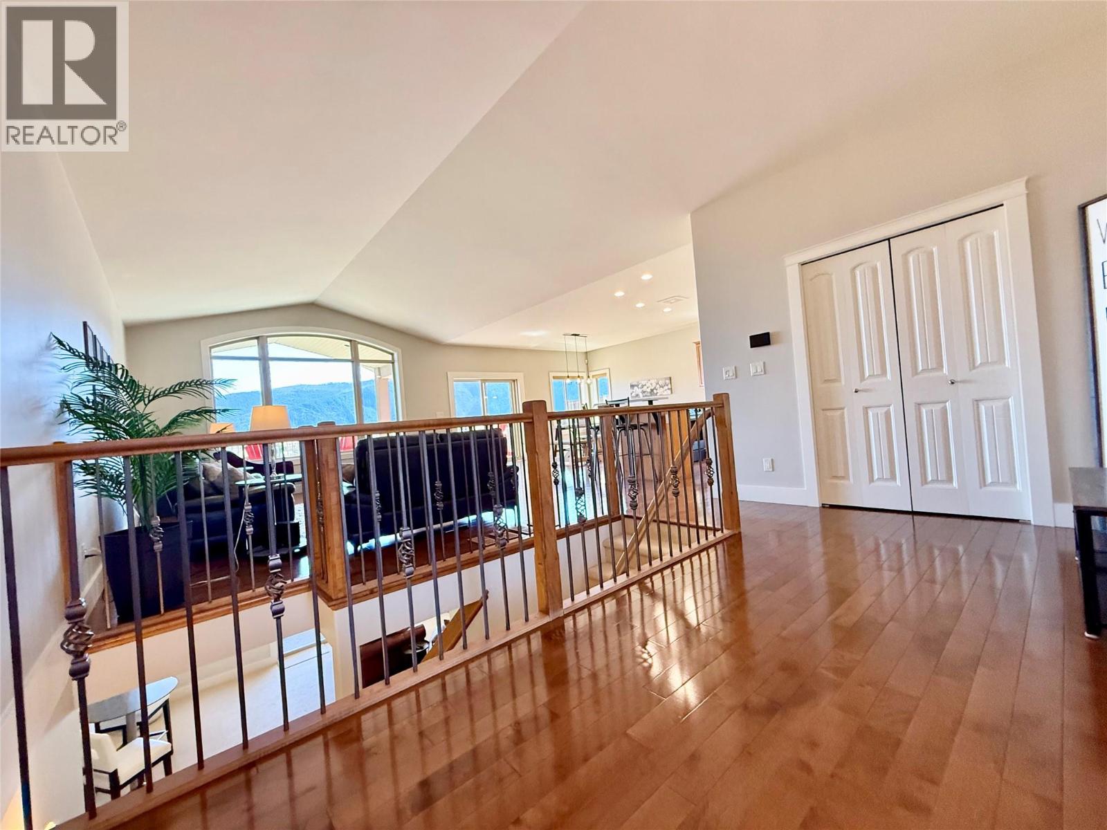 7958 Mccallum View Drive, Grand Forks, British Columbia  V0H 1H2 - Photo 5 - 10382262