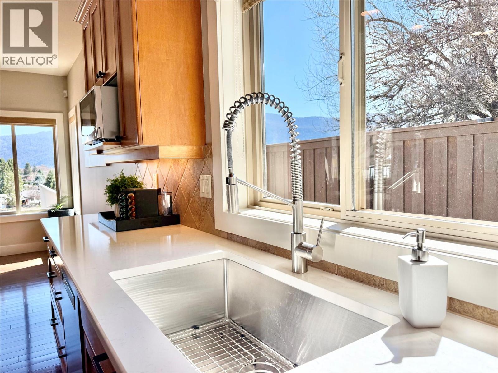 7958 Mccallum View Drive, Grand Forks, British Columbia  V0H 1H2 - Photo 12 - 10382262