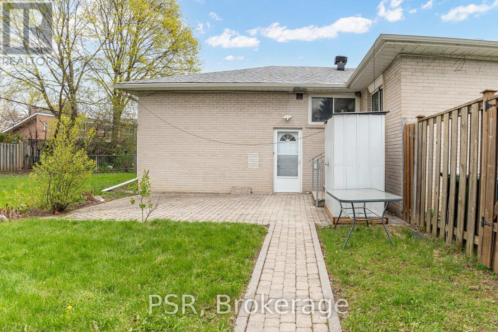 24 Skelmore #lower Crescent, Toronto, Ontario  M3A 2G8 - Photo 19 - C13050666