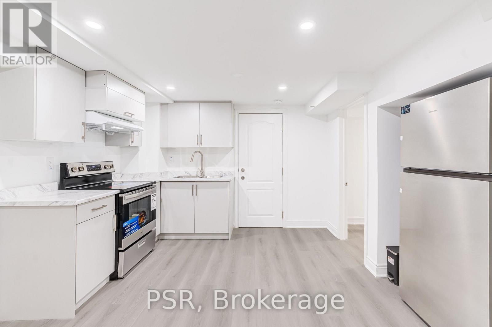 24 Skelmore #lower Crescent, Toronto, Ontario  M3A 2G8 - Photo 2 - C13050666