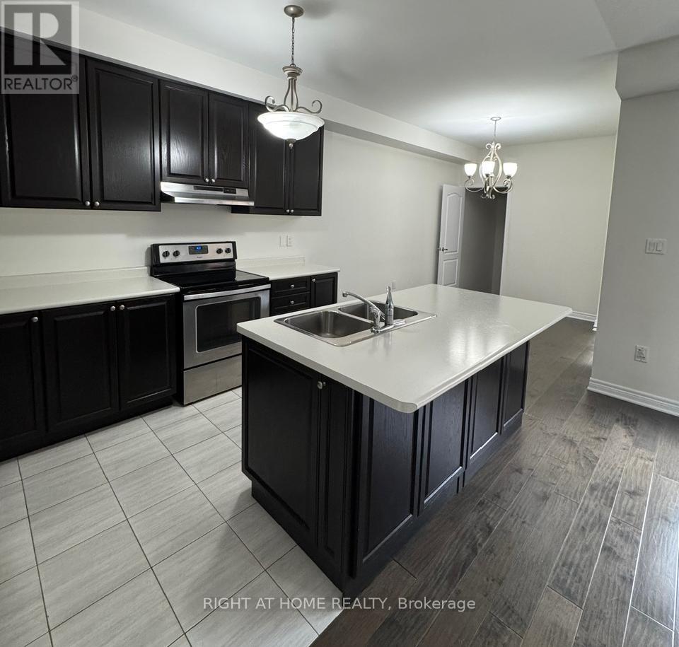 14012 Danby Road, Halton Hills, Ontario  L0P 1K0 - Photo 4 - W13075056
