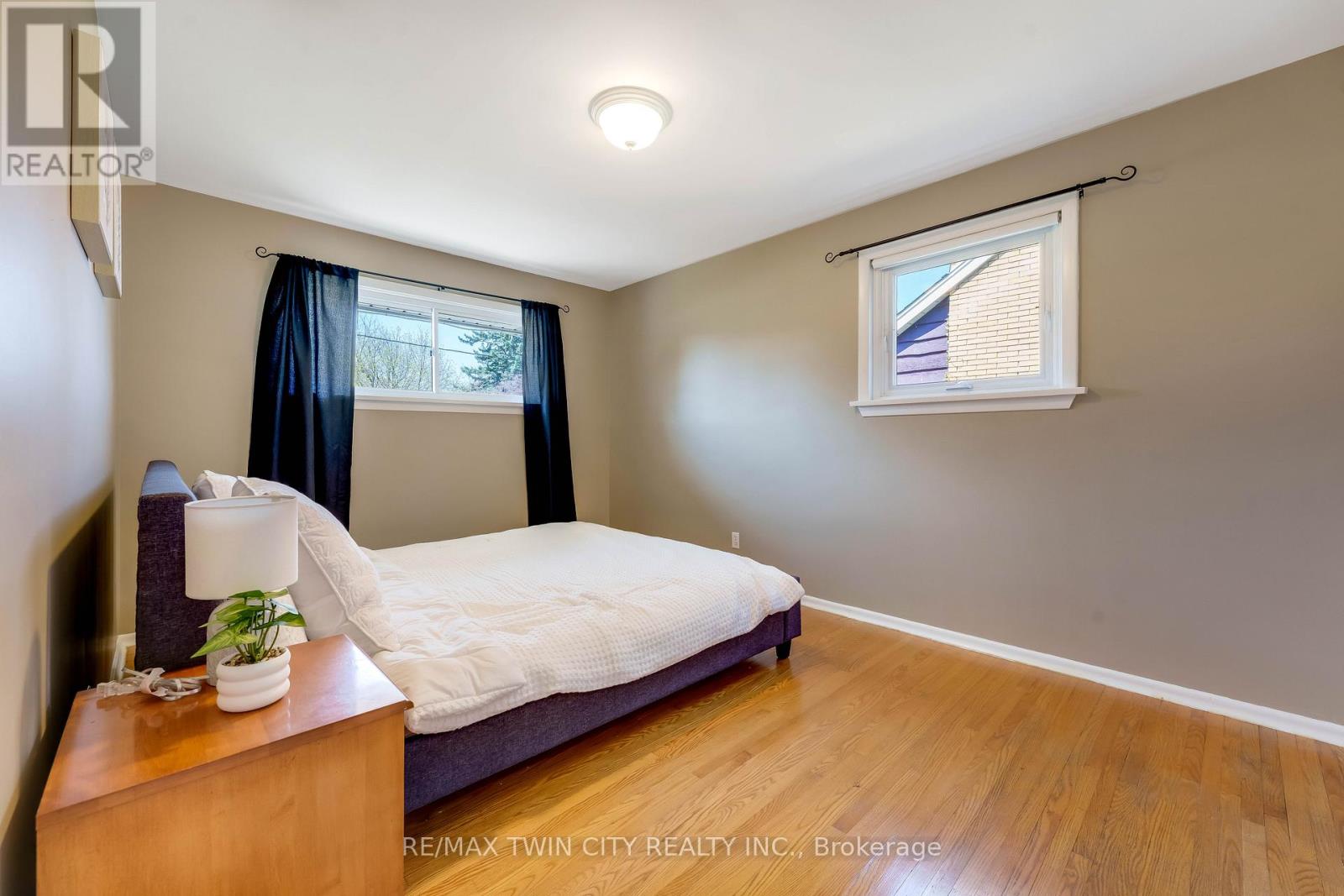 92 Braeside Avenue, Waterloo, Ontario  N2J 2C6 - Photo 22 - X13056898