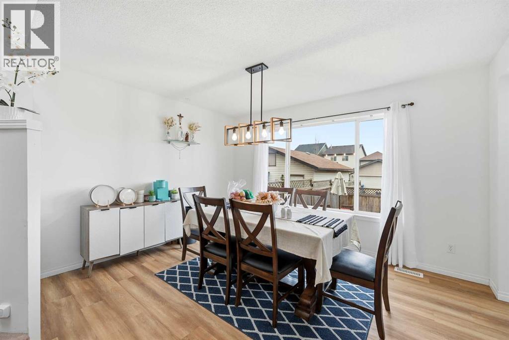 41 New Brighton Green Se, Calgary, Alberta  T2Z 0J8 - Photo 13 - A2305849