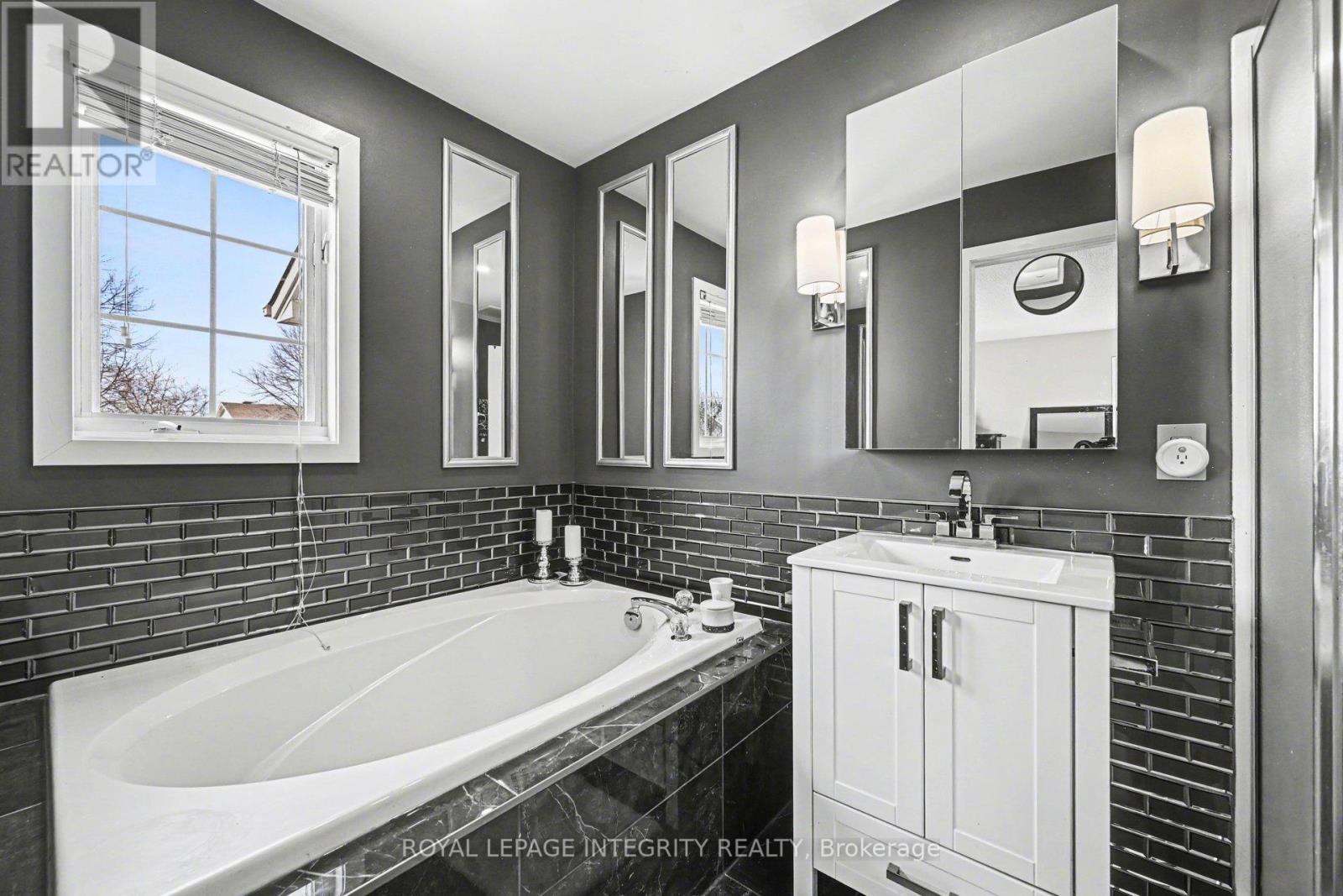 52 Kincardine Drive, Ottawa, Ontario  K2V 1B3 - Photo 16 - X13075766