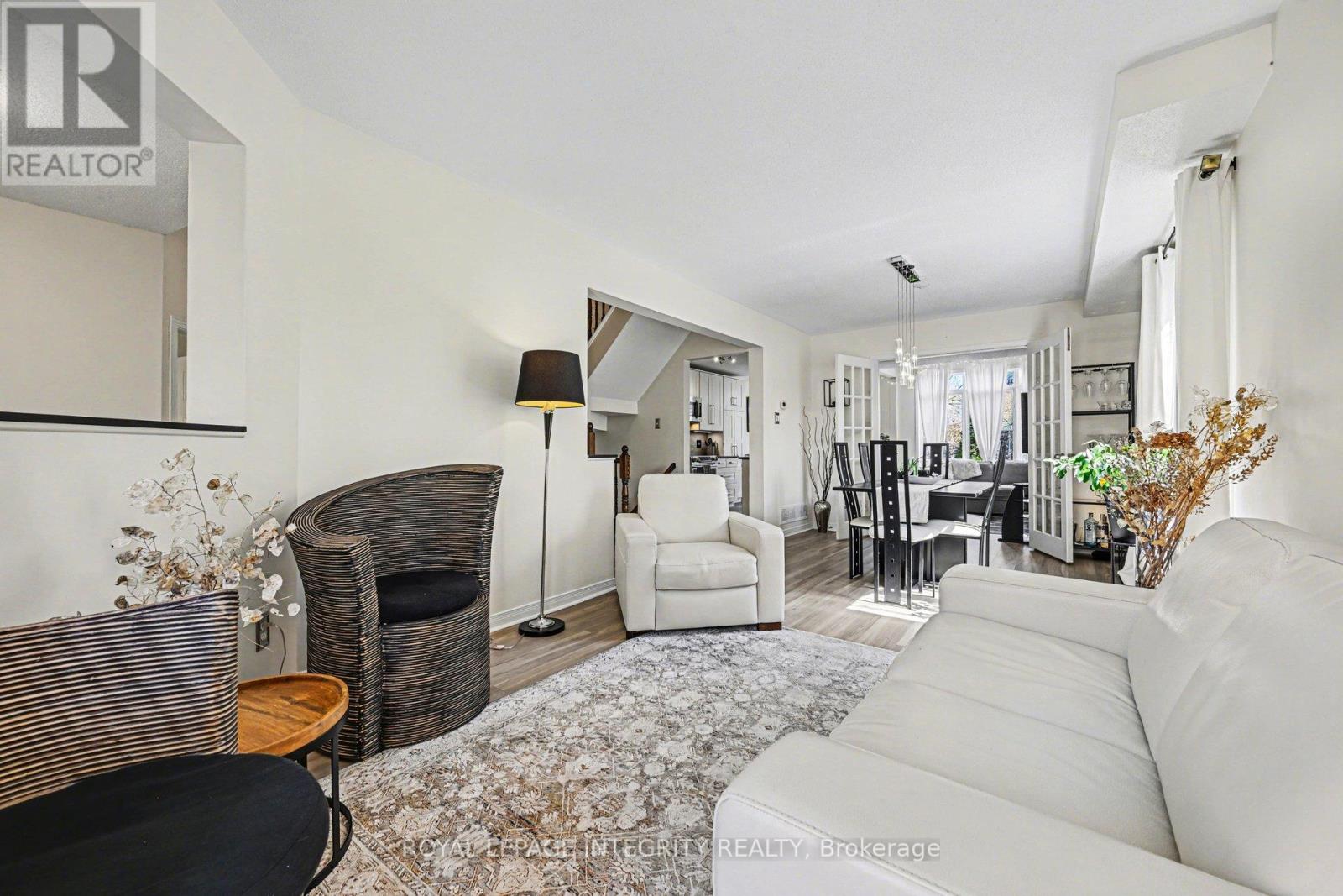 52 Kincardine Drive, Ottawa, Ontario  K2V 1B3 - Photo 4 - X13075766