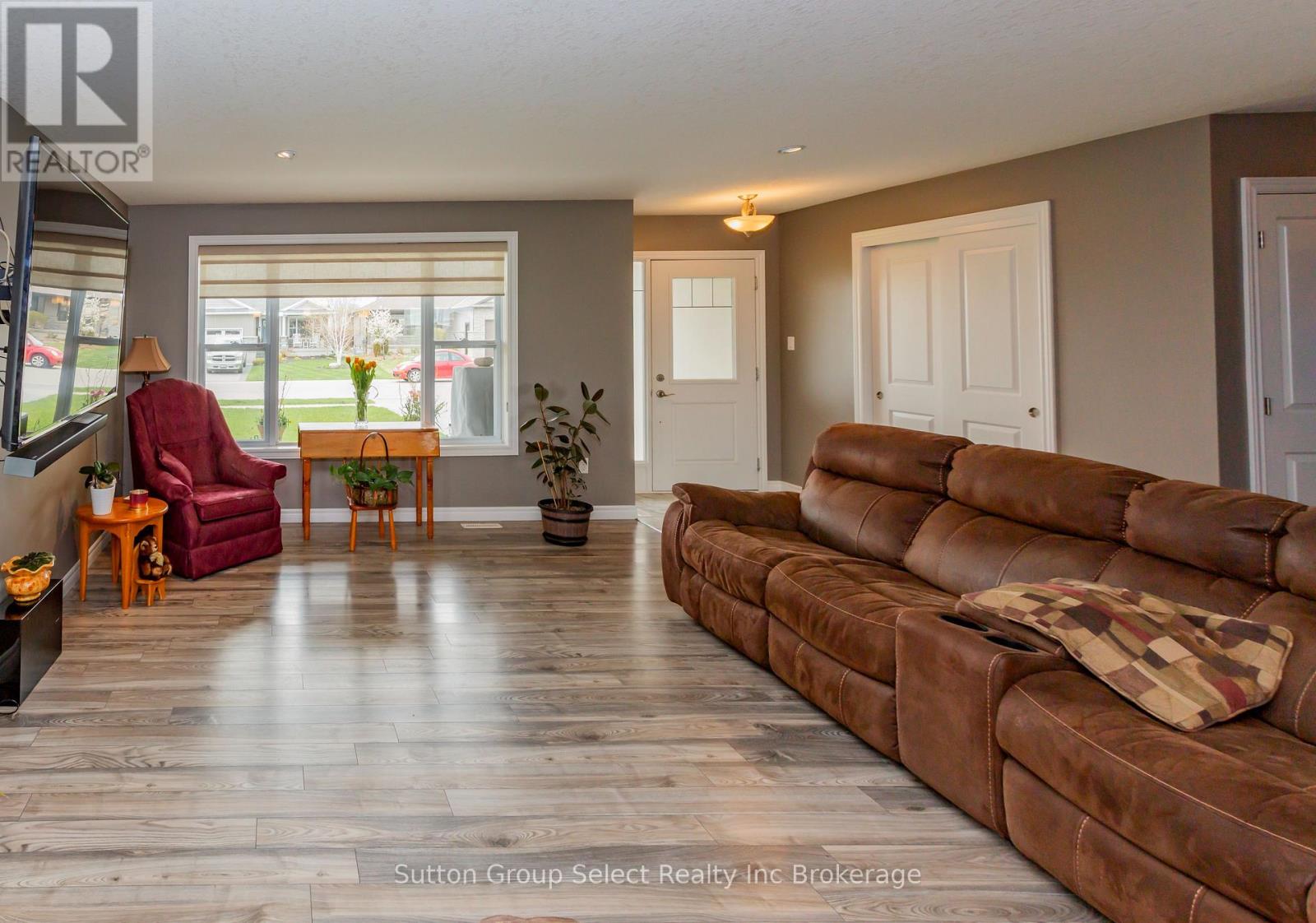 86 Walker Road, Ingersoll, Ontario  N5C 0A6 - Photo 4 - X13075786