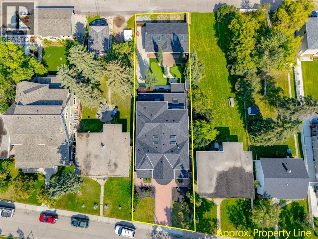 1840 Westmount Boulevard NW, Calgary, Alberta  T2N 3G8 - Photo 4 - A2293557