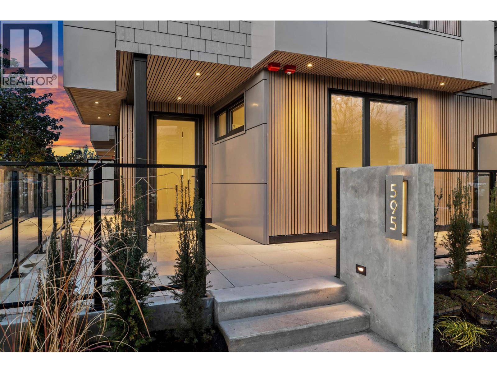 595 W 29th Avenue, Vancouver, British Columbia  V5Z 2H8 - Photo 4 - R3039874