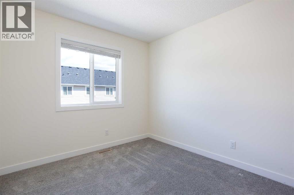449 South Point Lane SW, Airdrie, Alberta  T4B 5G8 - Photo 19 - A2306068