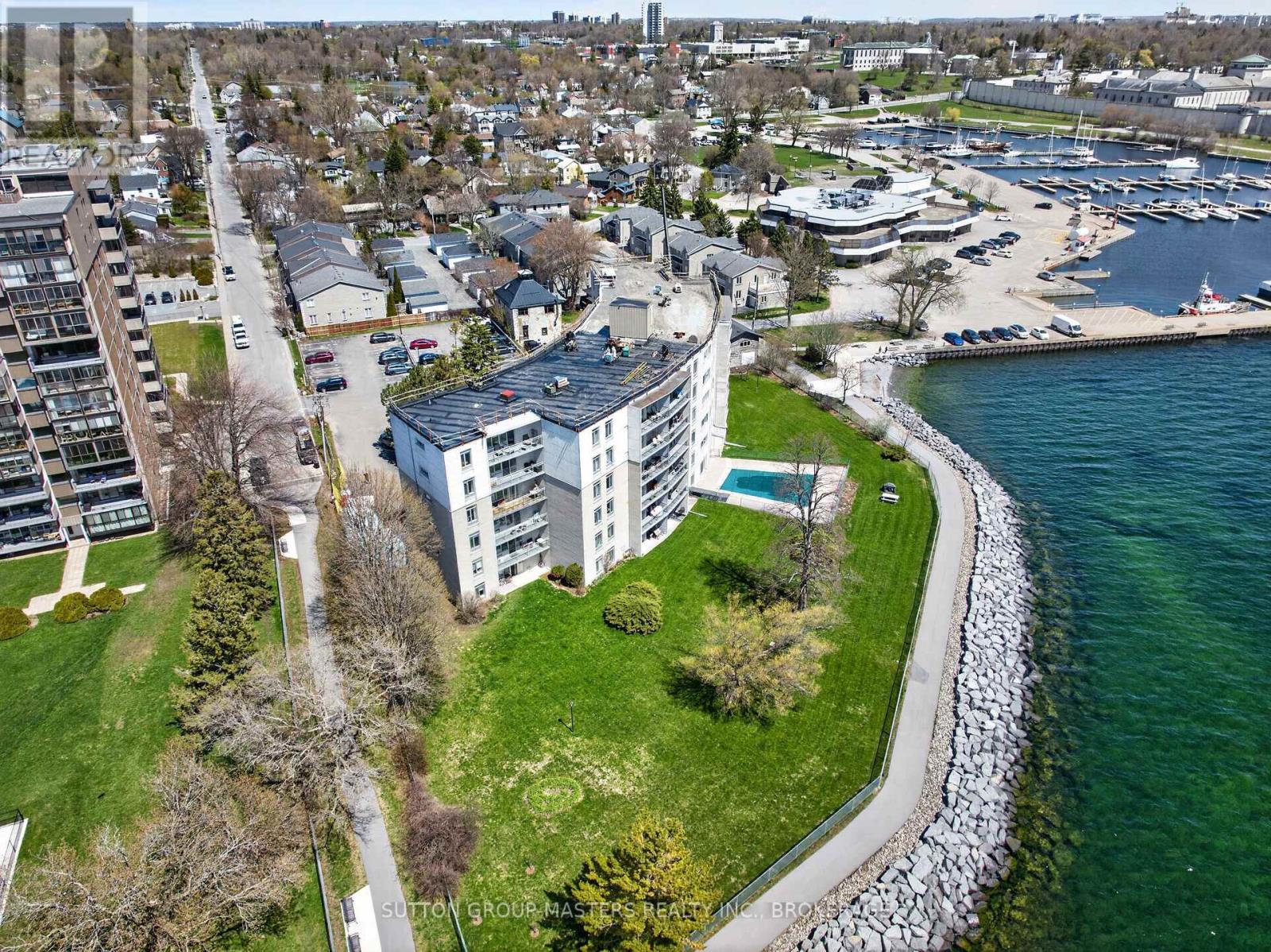 401 - 1 Mowat Avenue, Kingston, Ontario  K7M 1J8 - Photo 4 - X12908310