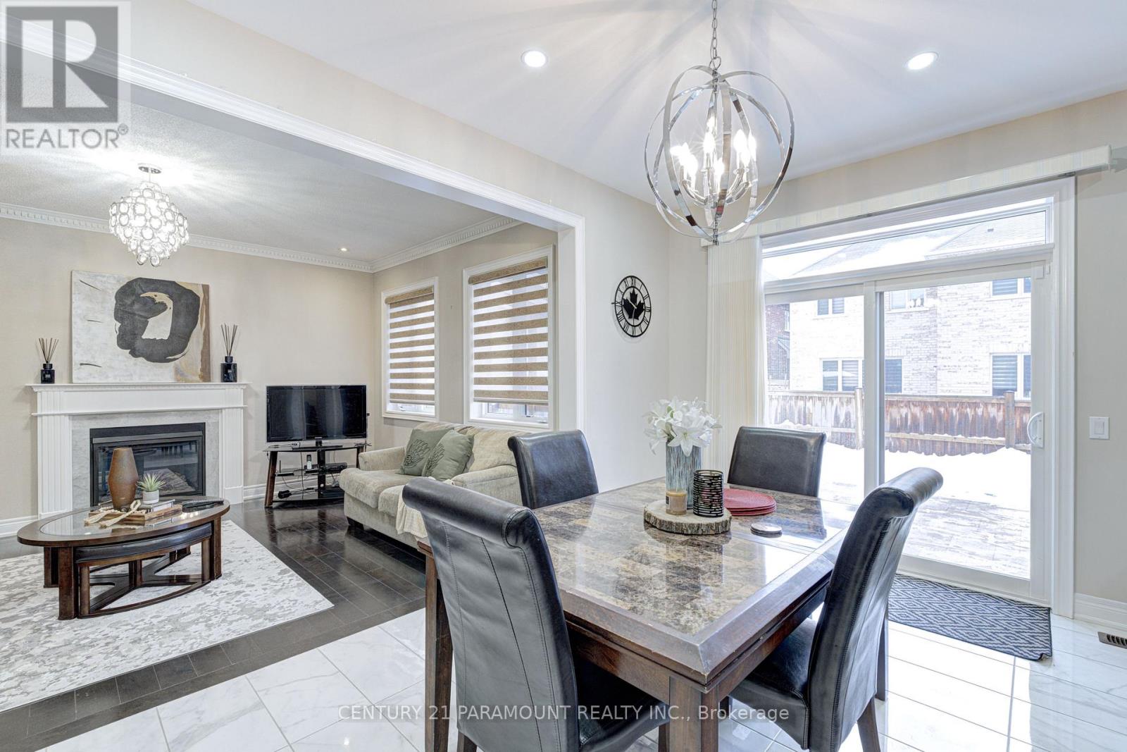 563 Dougall Avenue E, Caledon, Ontario  L7C 3Z4 - Photo 14 - W13075764