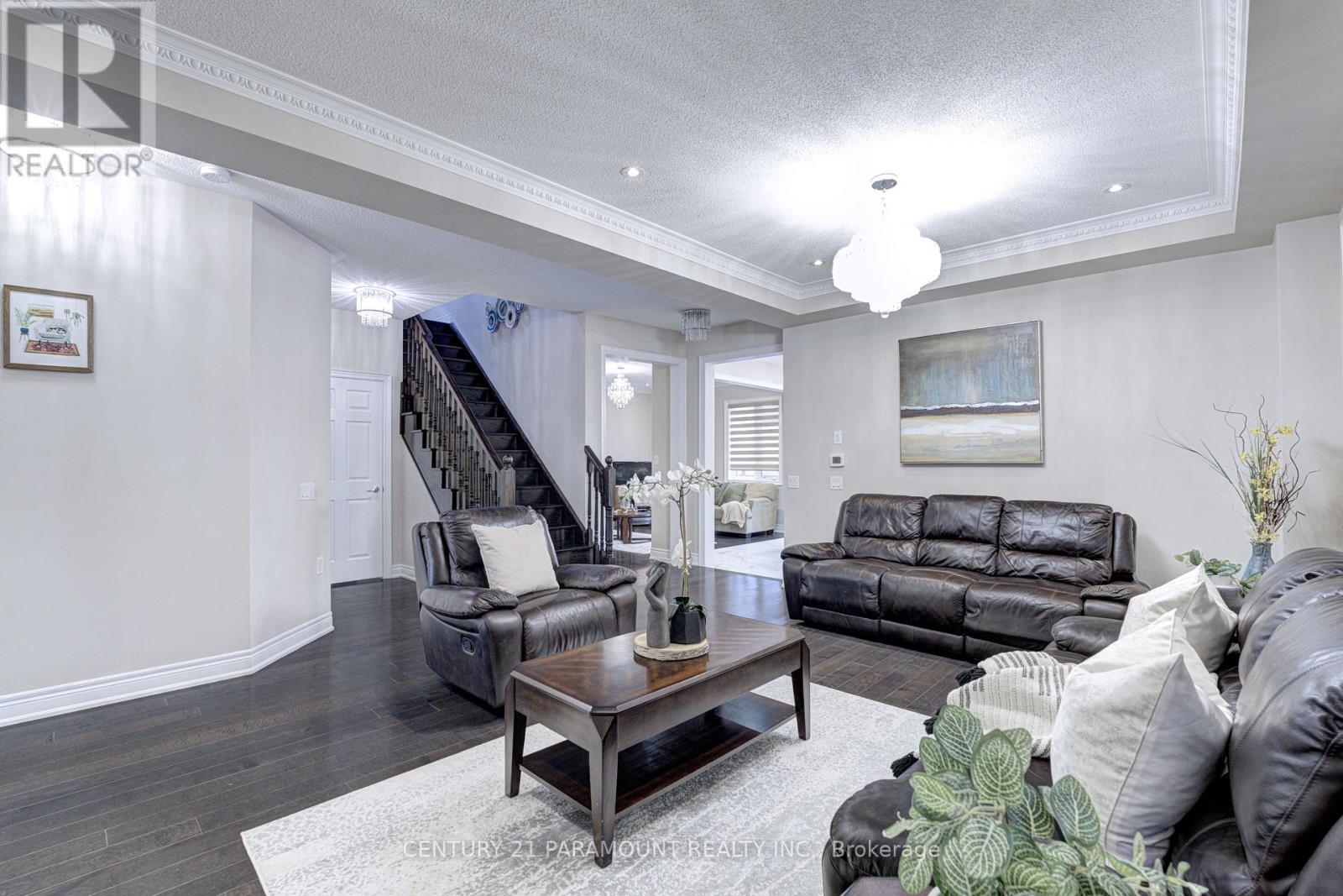 563 Dougall Avenue E, Caledon, Ontario  L7C 3Z4 - Photo 8 - W13075764