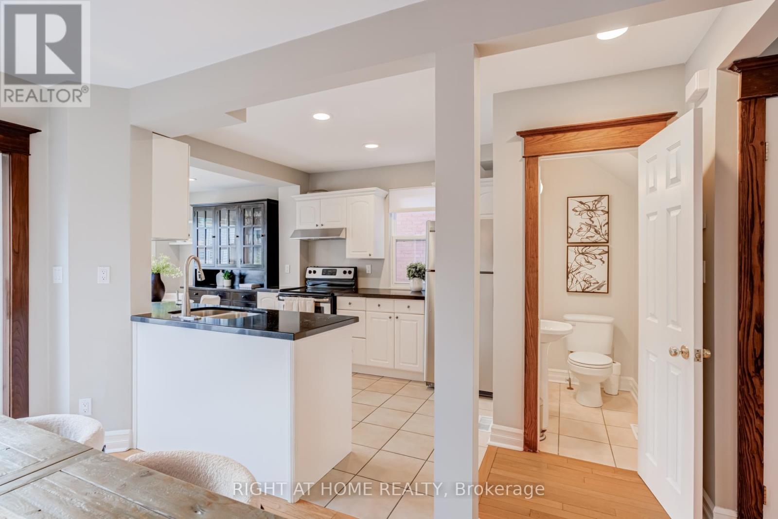 82 Ninth Street, Toronto, Ontario  M8V 3E4 - Photo 10 - W13075790