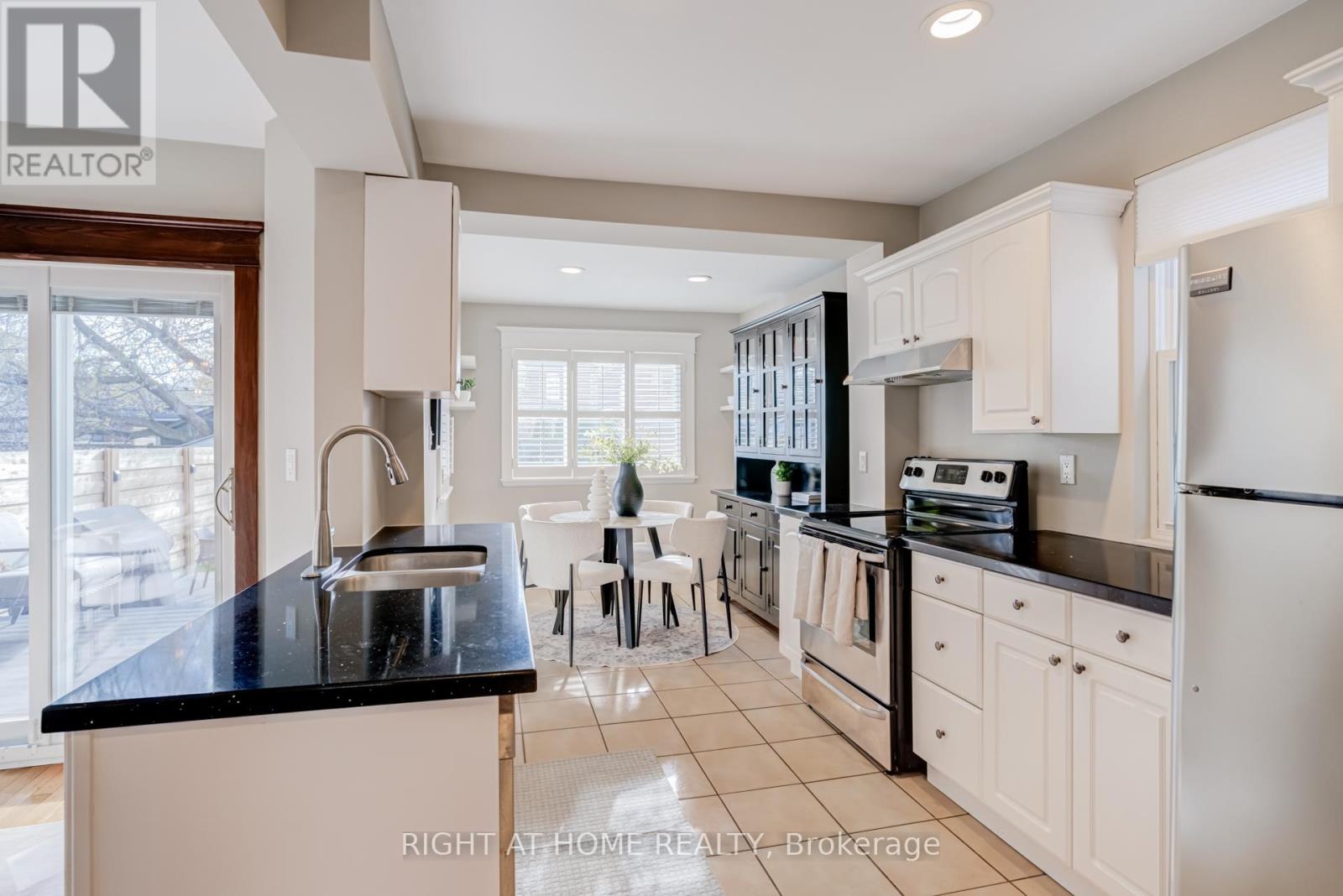 82 Ninth Street, Toronto, Ontario  M8V 3E4 - Photo 12 - W13075790