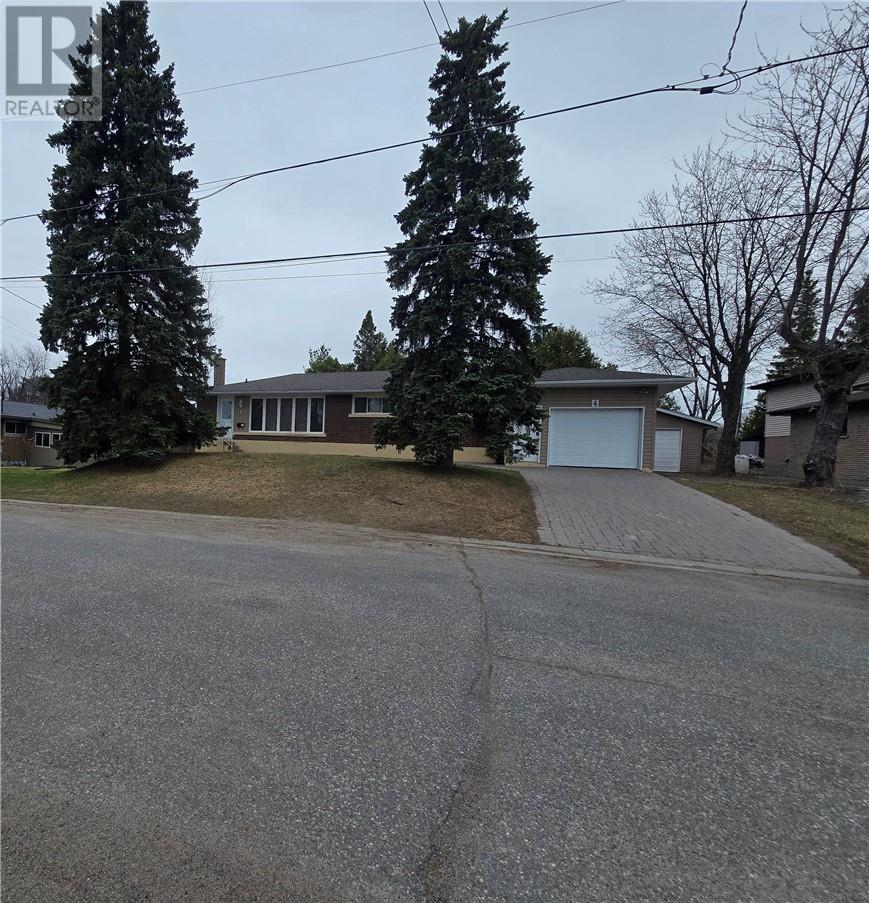 4 Janmar Court, Sudbury, Ontario