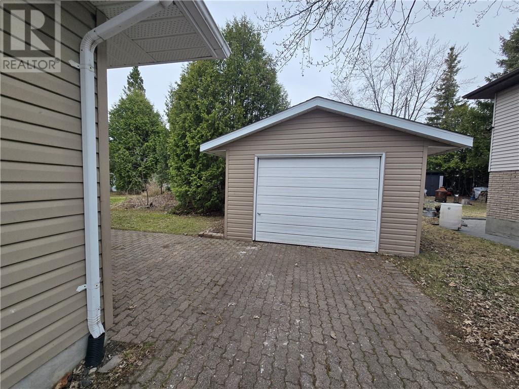 4 Janmar Court, Sudbury, Ontario  P3E 4M5 - Photo 4 - 2126826