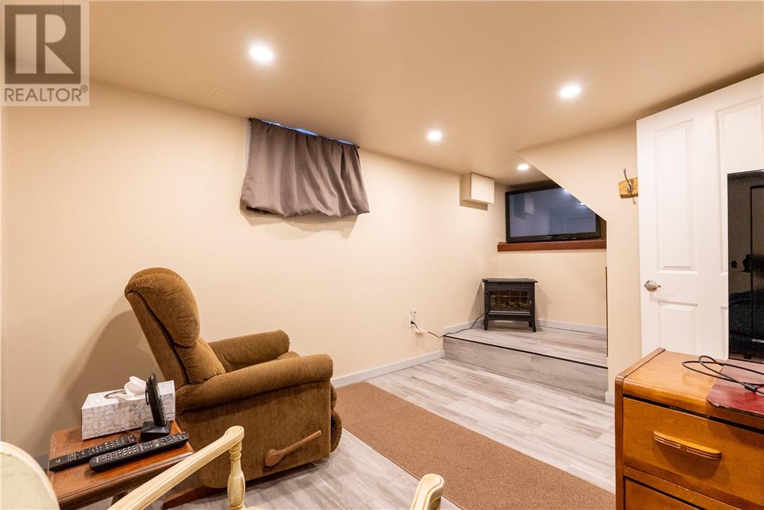 4 Janmar Court, Sudbury, Ontario  P3E 4M5 - Photo 37 - 2126826