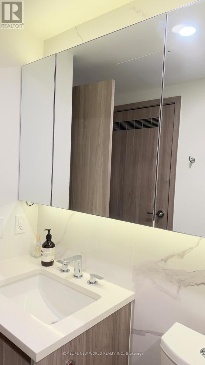 3308 - 1 Concord Cityplace Way, Toronto, Ontario  M5V 0X3 - Photo 19 - C13075794