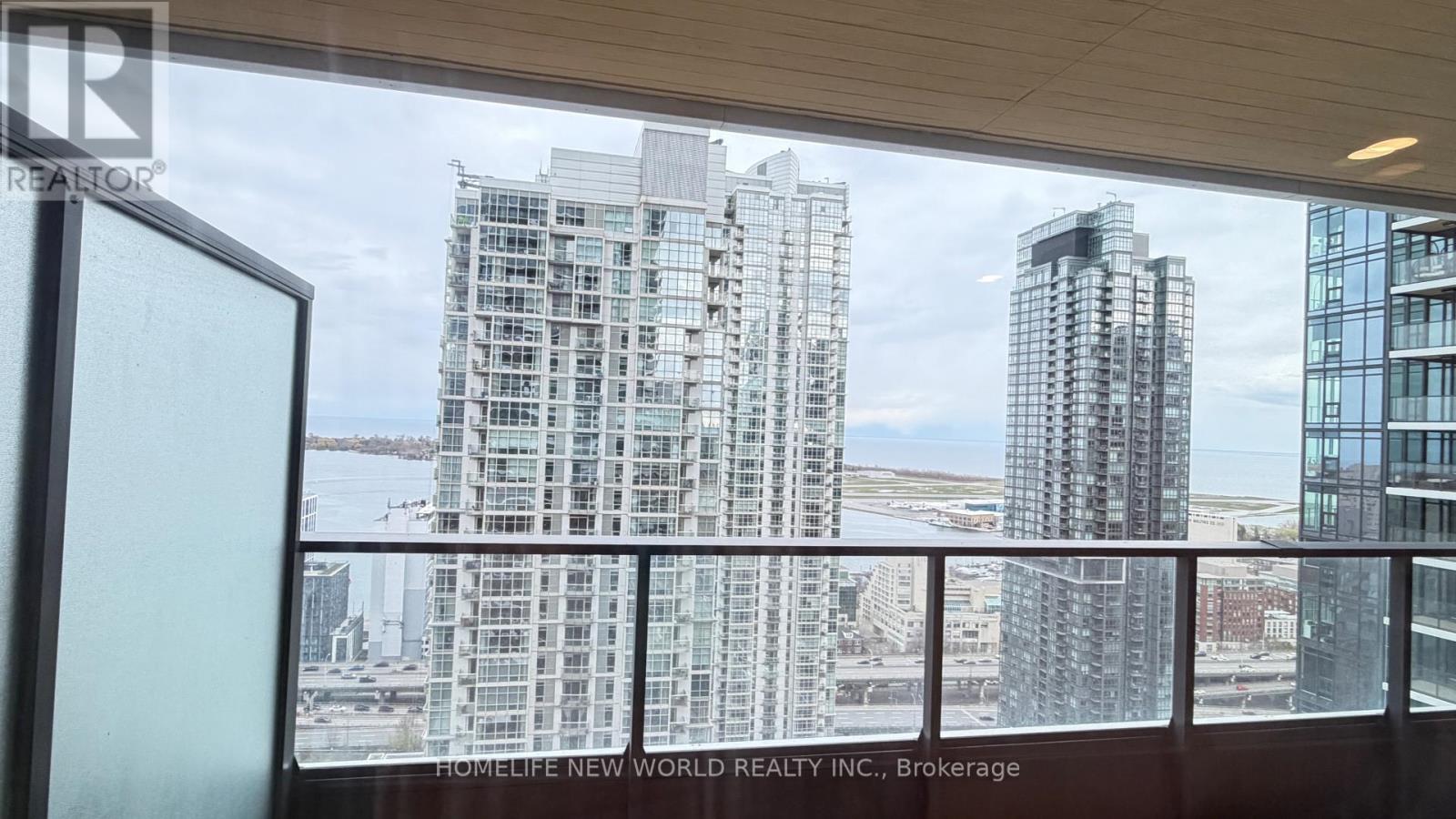 3308 - 1 Concord Cityplace Way, Toronto, Ontario  M5V 0X3 - Photo 19 - C13075812