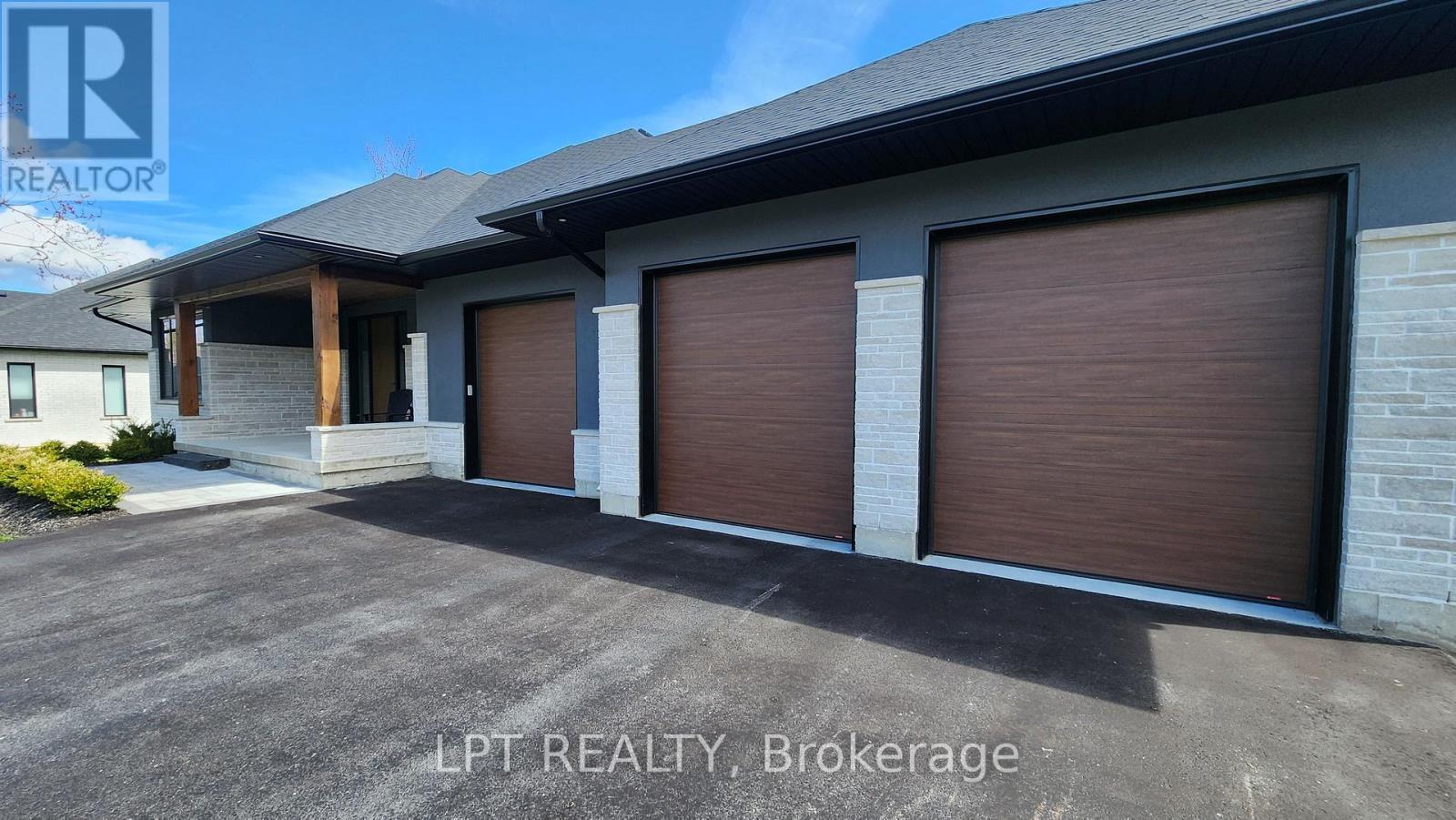 15 Byers Street, Springwater, Ontario  L9X 2A3 - Photo 2 - S12983638