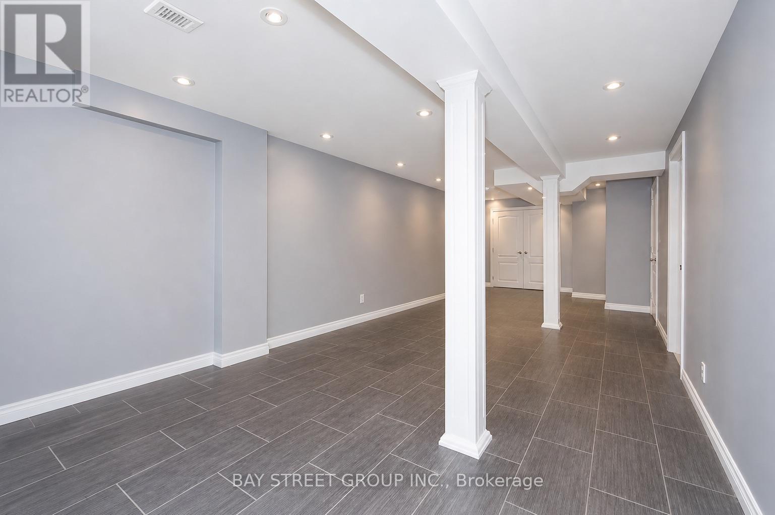 506 Bur Oak Avenue, Markham, Ontario  L6C 3A8 - Photo 11 - N13075800