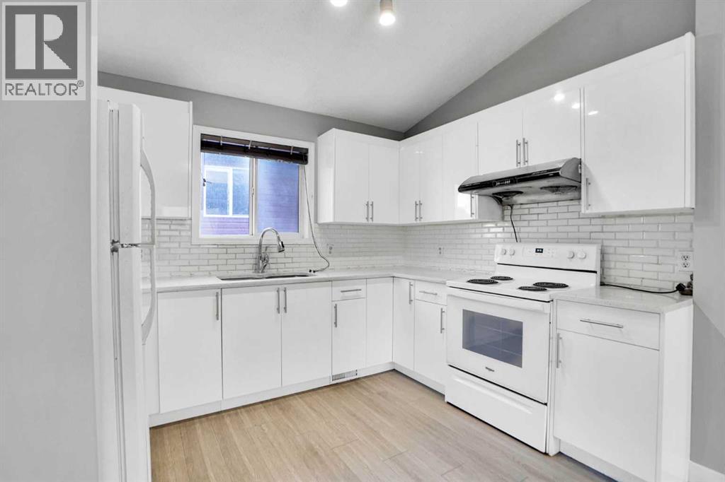 1134 Martindale Boulevard NE, Calgary, Alberta  T3J 4A5 - Photo 4 - A2279489