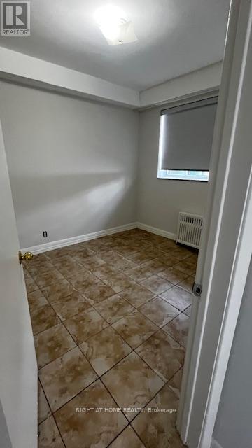 1 - 1 WANDLE AVENUE, Toronto, Ontario
