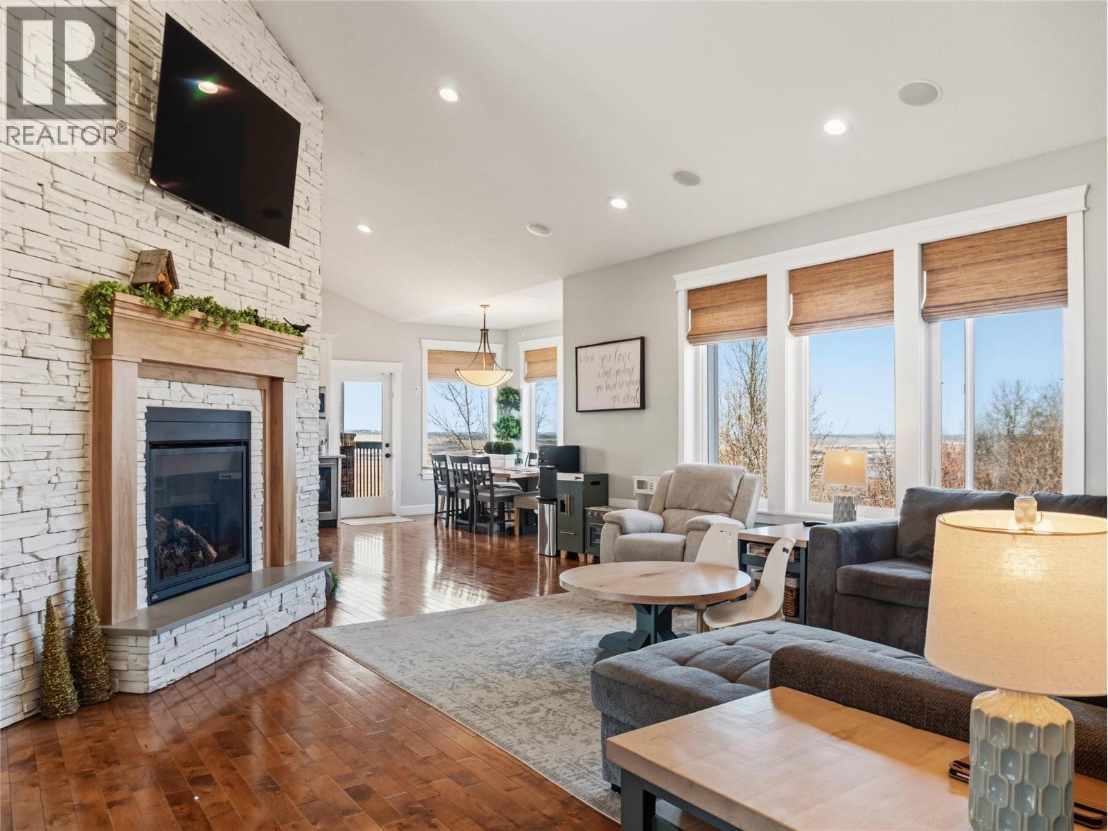 911 Elkridge Trail, Dawson Creek, British Columbia  V1G 5A1 - Photo 18 - 10385801